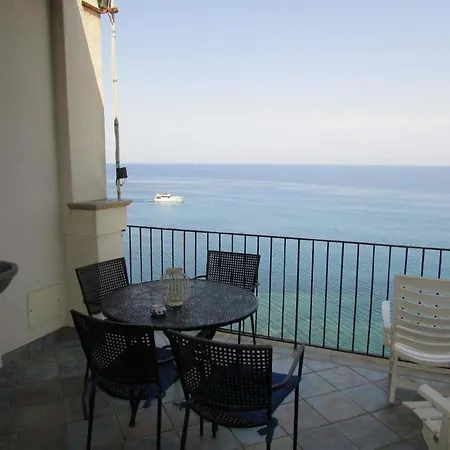Apartment Lara-terrasse Cefalu